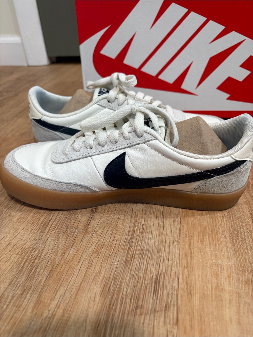 Nike Women’s Killshot 2 Sneakers in White/Black/Gum Sz 7 - Picture 7 of 10
